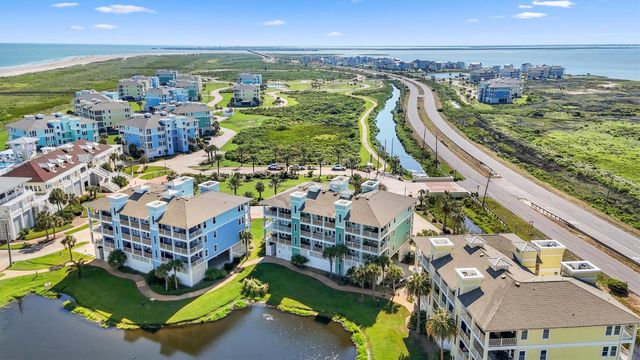4121 Pointe West Drive 101, Galveston, TX 77554