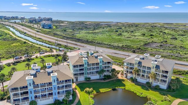 4121 Pointe West Drive 101, Galveston, TX 77554