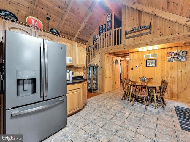 107 BLUE MOUNTAIN RD, Schuylkill Haven, PA 17972