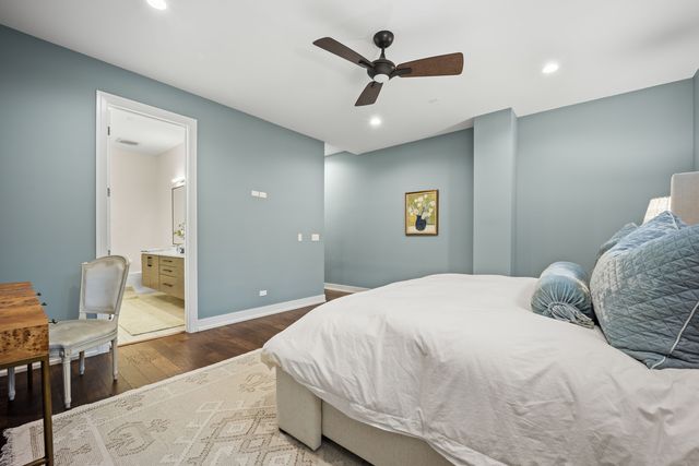 940 N Wolcott Avenue 1, Chicago, IL 60622