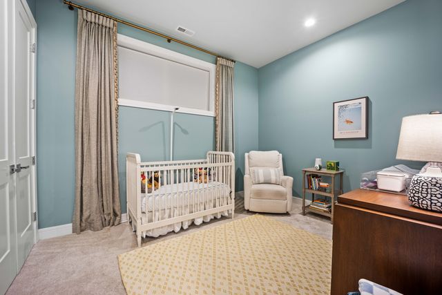 940 N Wolcott Avenue 1, Chicago, IL 60622