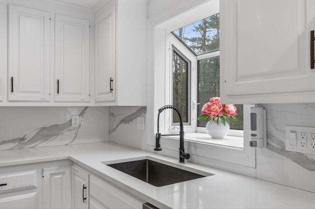 25 King St, Norfolk, MA 02056