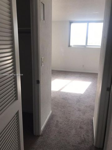 19380 Collins Avenue 319, Sunny Isles Beach, FL 33160