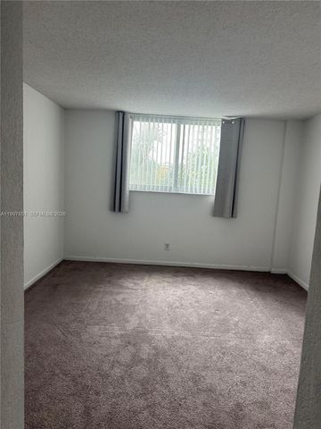19380 Collins Avenue 319, Sunny Isles Beach, FL 33160