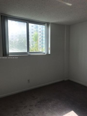 19380 Collins Avenue 319, Sunny Isles Beach, FL 33160