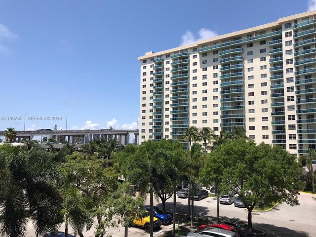 19380 Collins Avenue 319, Sunny Isles Beach, FL 33160