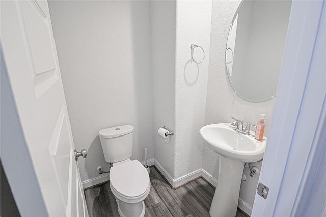 10005 Brickhouse Drive, Houston, TX 77080