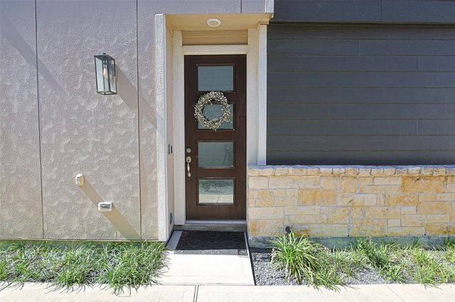 10005 Brickhouse Drive, Houston, TX 77080