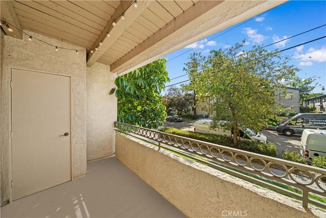 64 N Mar Vista Avenue 103, Pasadena, CA 91106