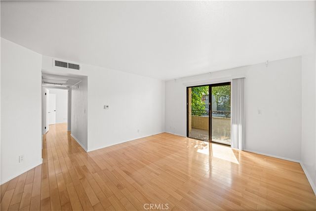 64 N Mar Vista Avenue 103, Pasadena, CA 91106