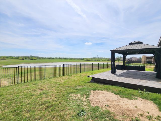 9413 Lake Fork Trail, Denton, TX 76226