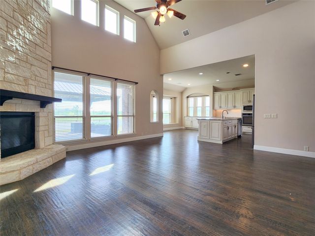 9413 Lake Fork Trail, Denton, TX 76226