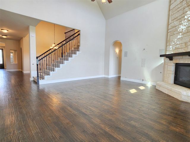 9413 Lake Fork Trail, Denton, TX 76226