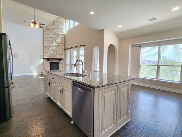 9413 Lake Fork Trail, Denton, TX 76226
