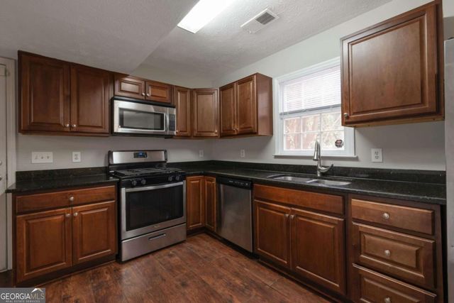 5675 Tunbridge Wells Road, Lithonia, GA 30058