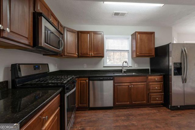 5675 Tunbridge Wells Road, Lithonia, GA 30058