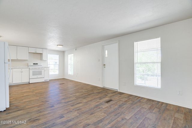 191 W Cedro Drive, Green Valley, AZ 85614