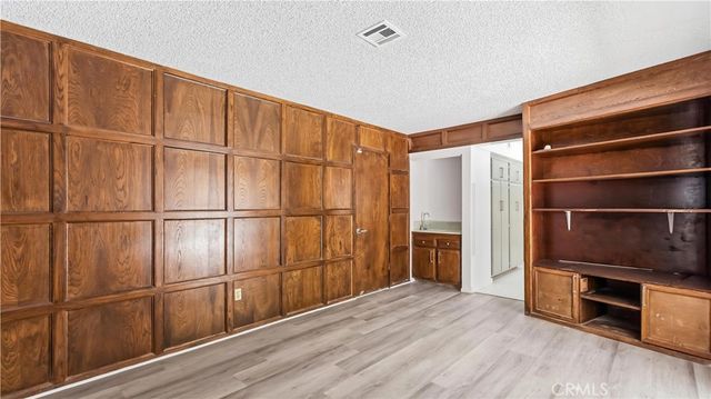 160 Masters, Riverside, CA 92507