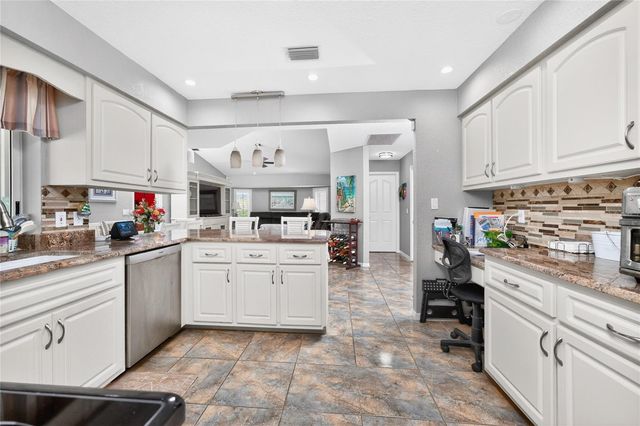 100 ANGOL STREET, Punta Gorda, FL 33983