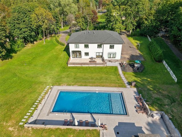 131 spook rock Road, Suffern, NY 10901