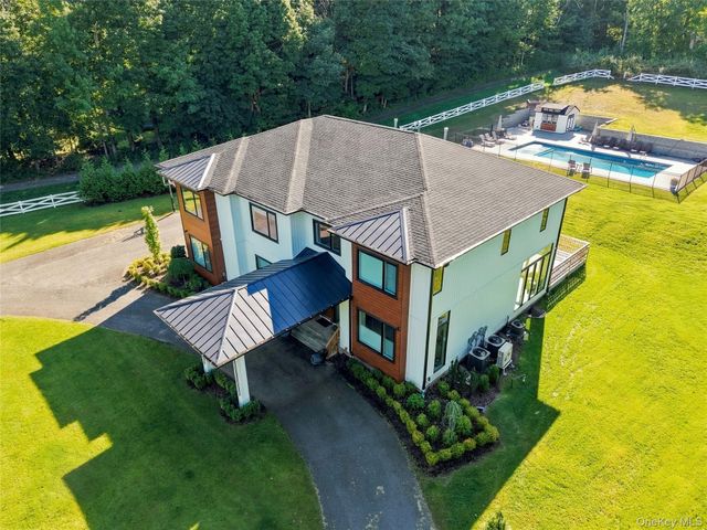 131 spook rock Road, Suffern, NY 10901