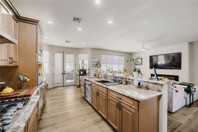 3525 Auburn Shadow Street, Las Vegas, NV 89129
