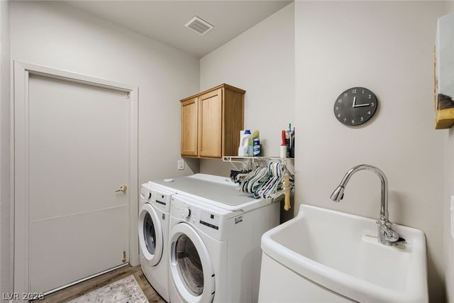 3525 Auburn Shadow Street, Las Vegas, NV 89129
