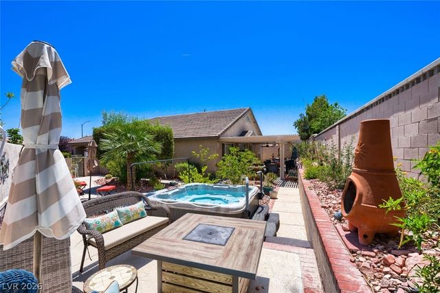 3525 Auburn Shadow Street, Las Vegas, NV 89129