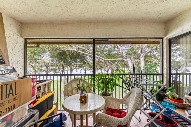 906 Congressional Way 906, Deerfield Beach, FL 33442