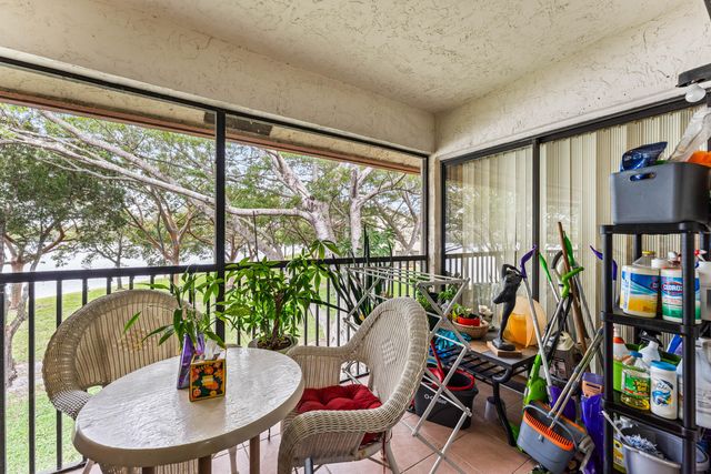 906 Congressional Way 906, Deerfield Beach, FL 33442