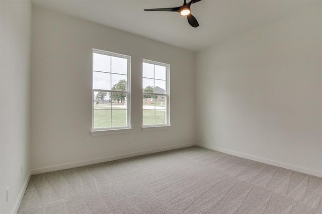 3024 Road Runner Court, Guthrie, OK 73044