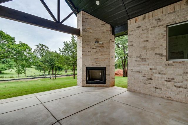 3024 Road Runner Court, Guthrie, OK 73044