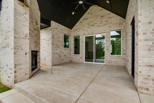 3024 Road Runner Court, Guthrie, OK 73044