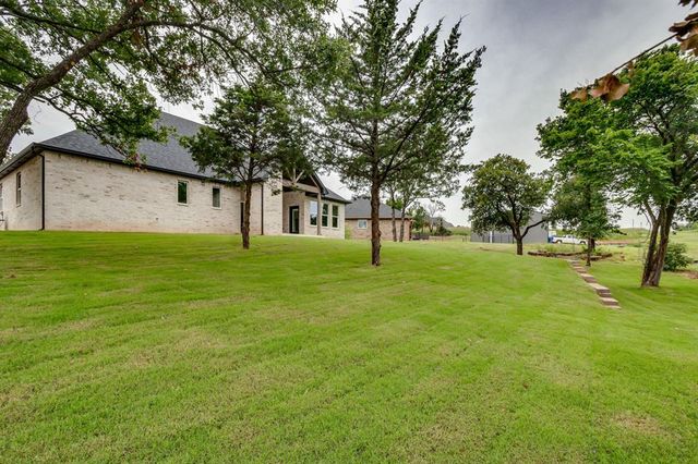 3024 Road Runner Court, Guthrie, OK 73044