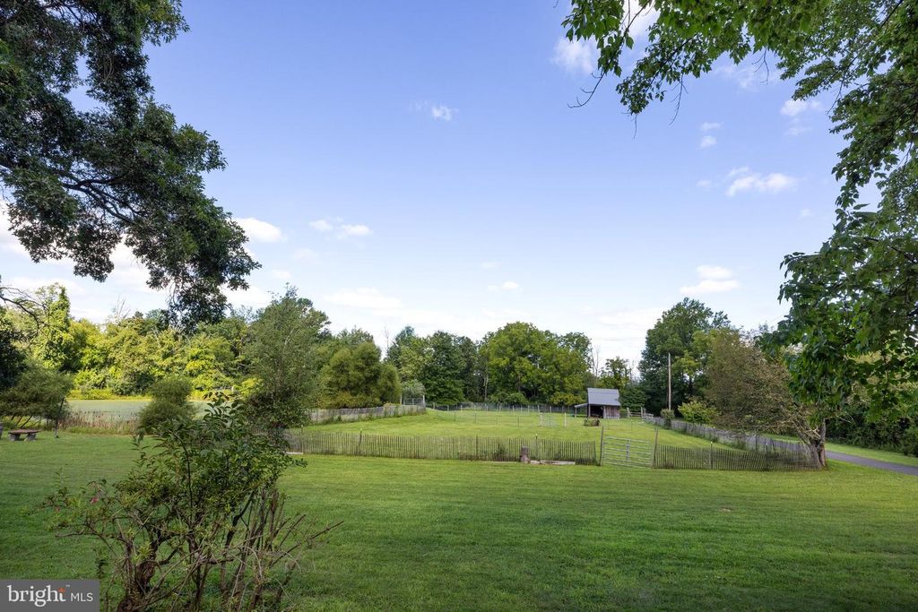 6080 SCHLENTZ HILL RD, PIPERSVILLE, PA 18947 — photo 5