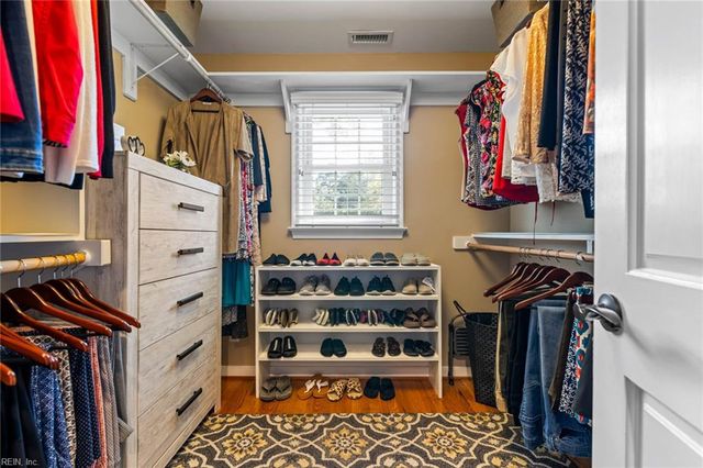 1517 Alanton DR, Virginia Beach, VA 23454