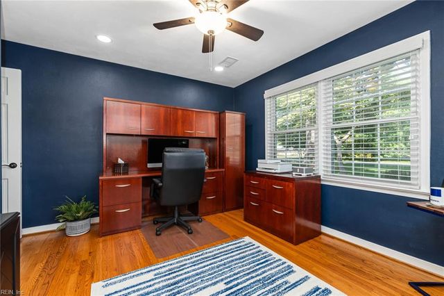 1517 Alanton DR, Virginia Beach, VA 23454