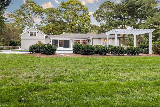 1517 Alanton DR, Virginia Beach, VA 23454