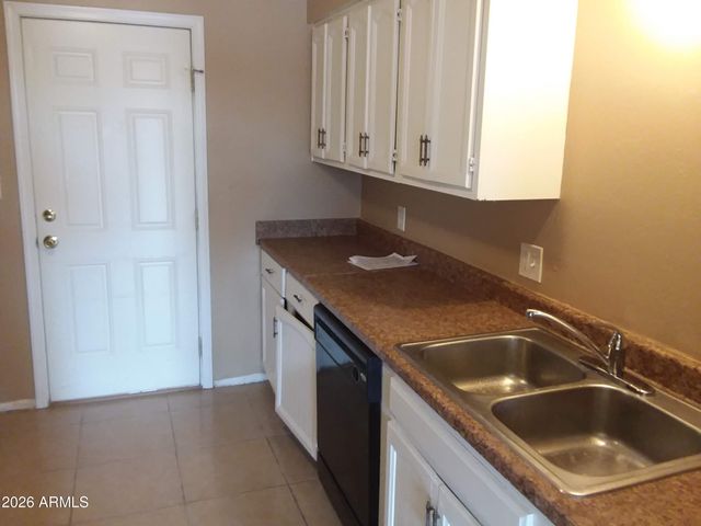 4215 N MAVERICK Drive, Eloy, AZ 85131