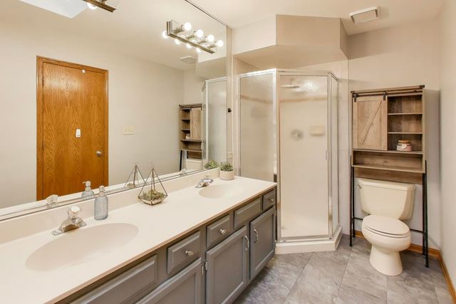 6903 Lexington Court 6903, Tinley Park, IL 60477