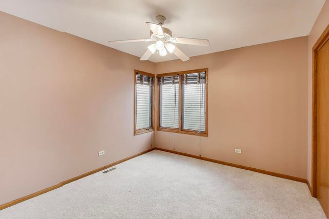 6903 Lexington Court 6903, Tinley Park, IL 60477