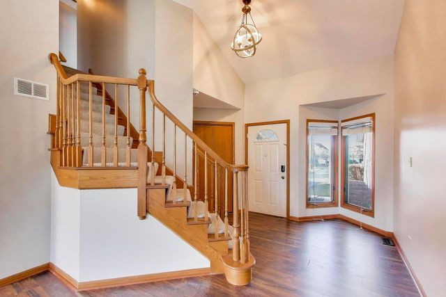 6903 Lexington Court 6903, Tinley Park, IL 60477