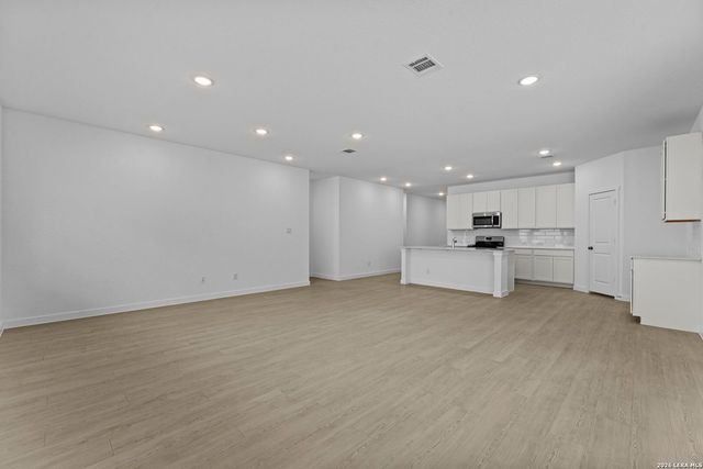 4999 Mission Tejas Road, Marion, TX 78124