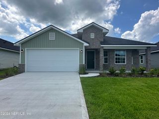 8334 HELMSLEY Boulevard, Jacksonville, FL 32219