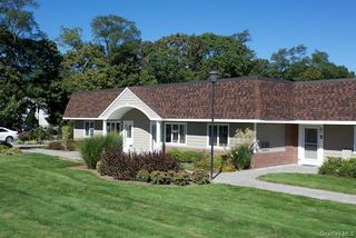 255 E Main Street 11, East Islip, NY 11730