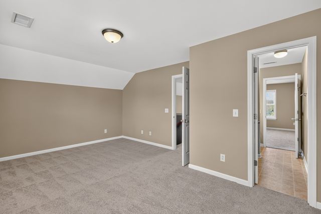 606 Excalibur Ct, Smyrna, TN 37167