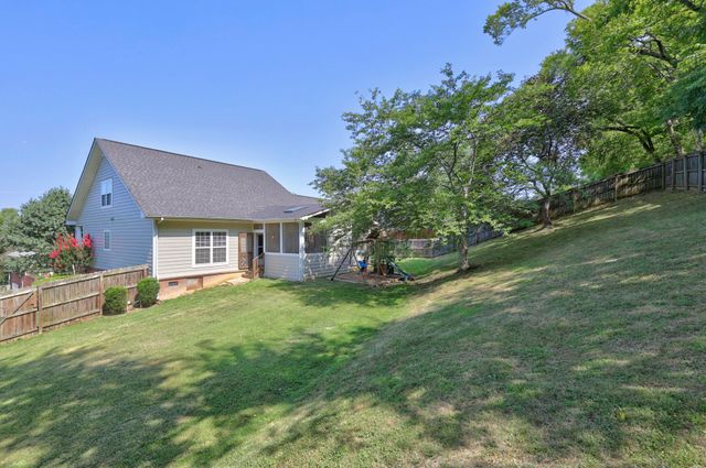 606 Excalibur Ct, Smyrna, TN 37167