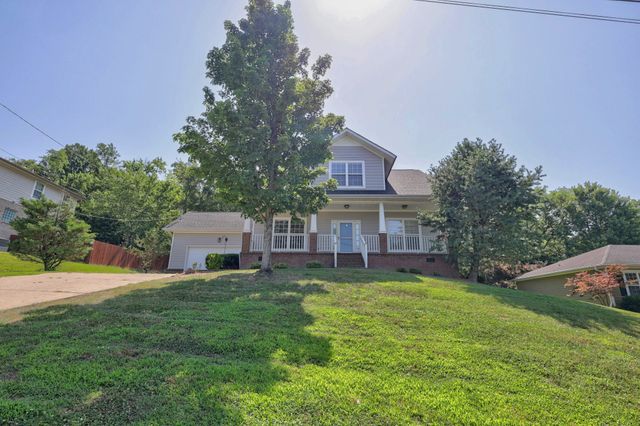 606 Excalibur Ct, Smyrna, TN 37167