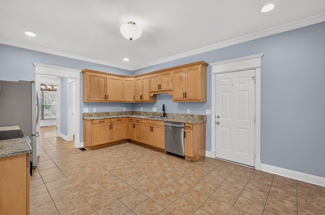 606 Excalibur Ct, Smyrna, TN 37167
