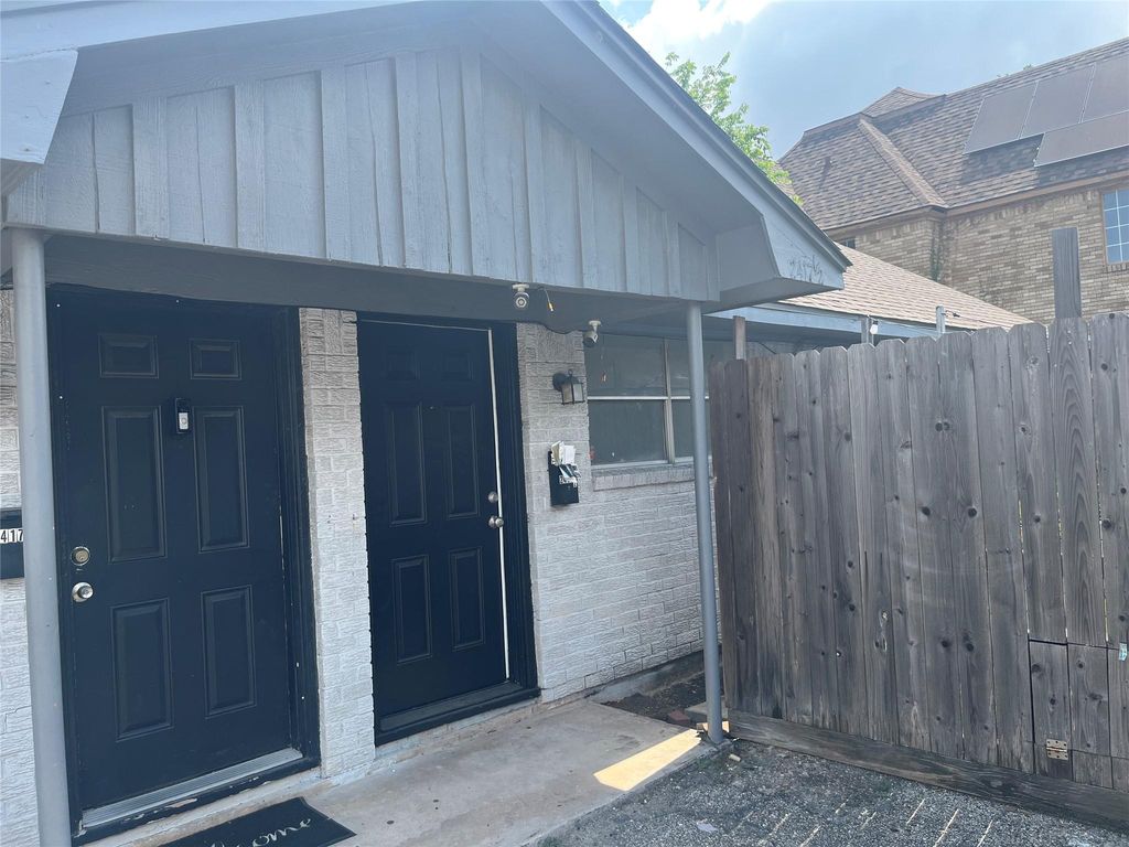 2417.5 Southmore Boulevard, Houston, TX 77004